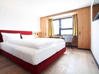 Western Tulln 4*